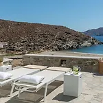 Eneos Villas-elegant And Comfort Villa *