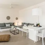 Villa Eneos Villas-elegant And Comfort *