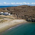 Eneos Villas-elegant And Comfort Villa *