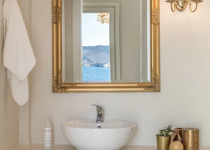 Eneos Villas-elegant And Comfort *