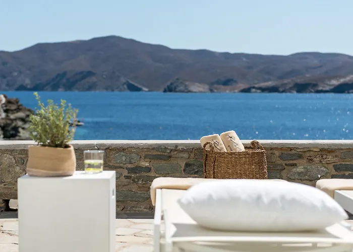 Eneos Villas-elegant And Comfort Villa *