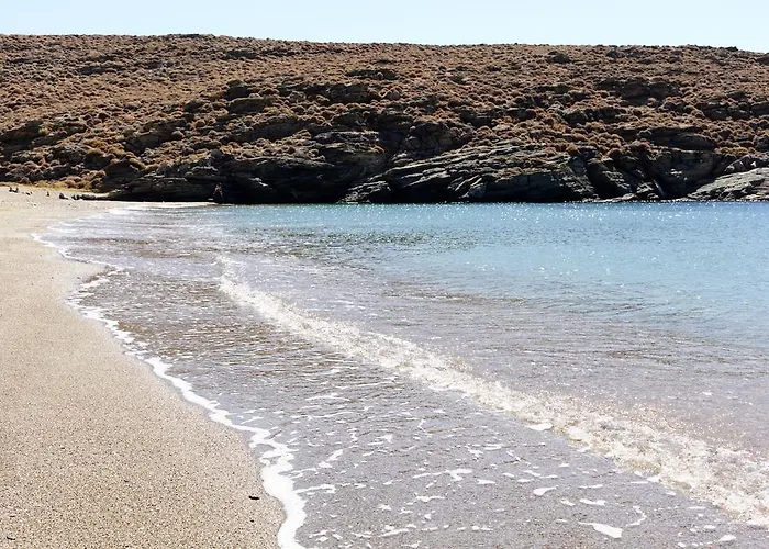 Eneos Villas-elegant And Comfort Vila